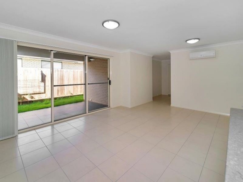 2/5 Taragon Drive, Glenvale QLD 4350