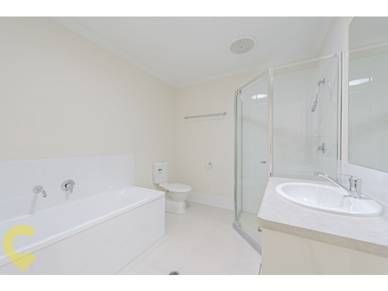 1/2 Breanna Street, Cotswold Hills QLD 4350