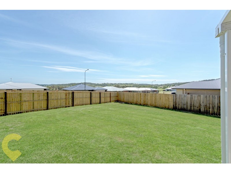 1/2 Breanna Street, Cotswold Hills QLD 4350