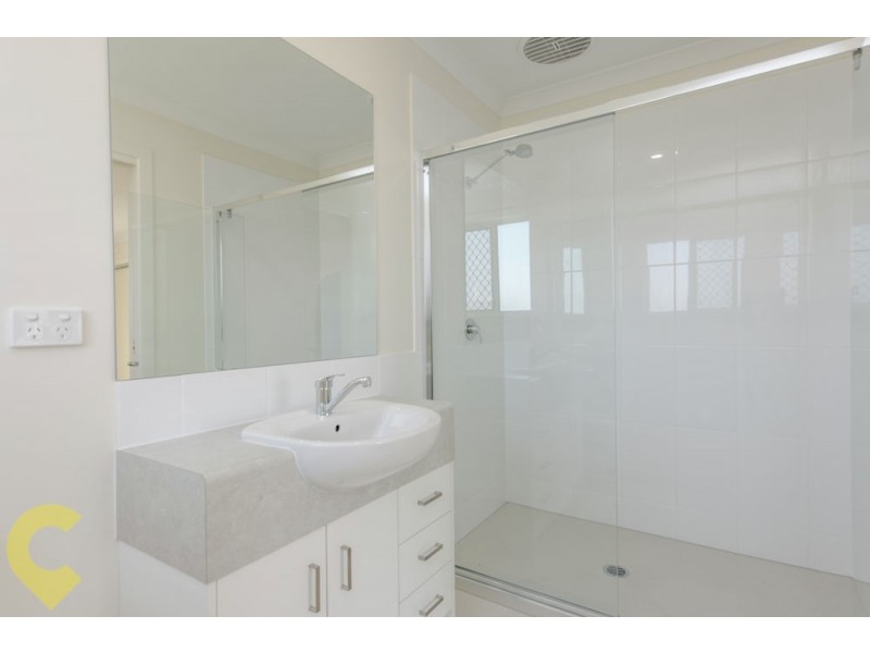 2/2 Breanna Street, Cotswold Hills QLD 4350