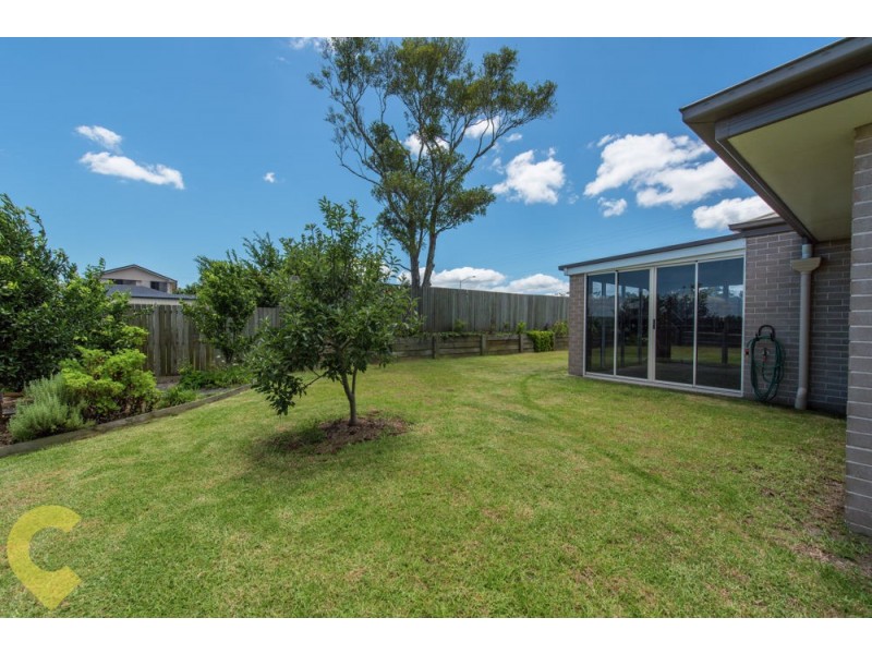 2a Dodson Crescent, Mount Kynoch QLD 4350