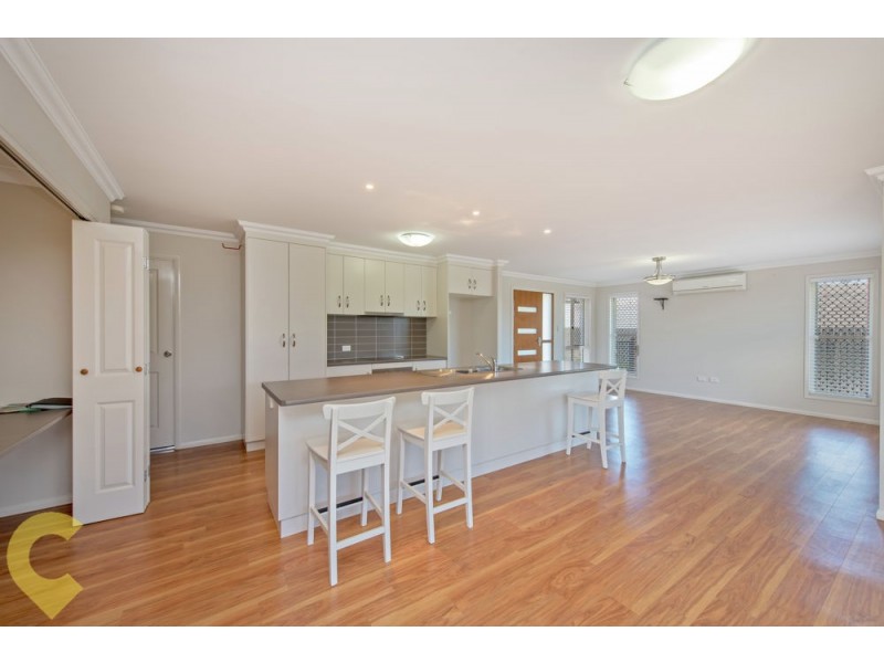 2a Dodson Crescent, Mount Kynoch QLD 4350