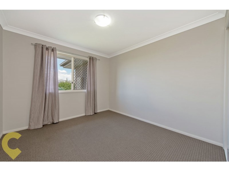 2a Dodson Crescent, Mount Kynoch QLD 4350