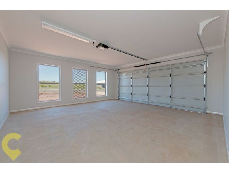 38 Sportsman Drive, Kleinton QLD 4352