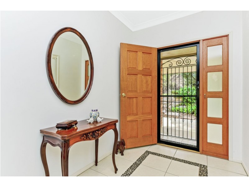 5 Eclipse Court, Highfields QLD 4352