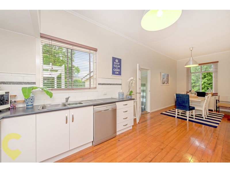 18 Louisa Street, South Toowoomba QLD 4350