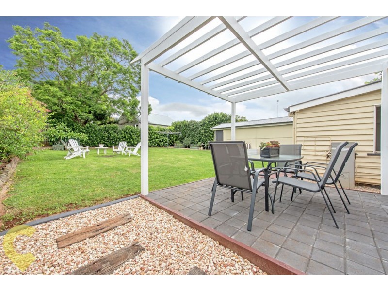 18 Louisa Street, South Toowoomba QLD 4350