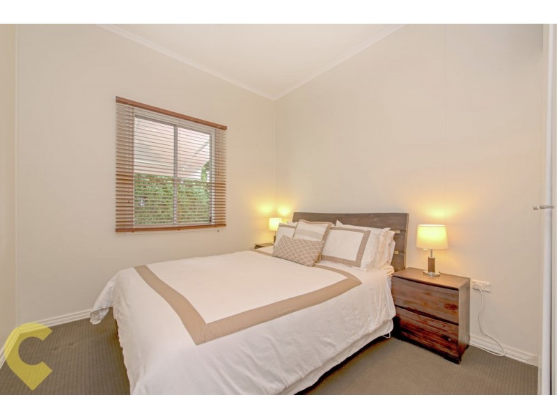 18 Louisa Street, South Toowoomba QLD 4350