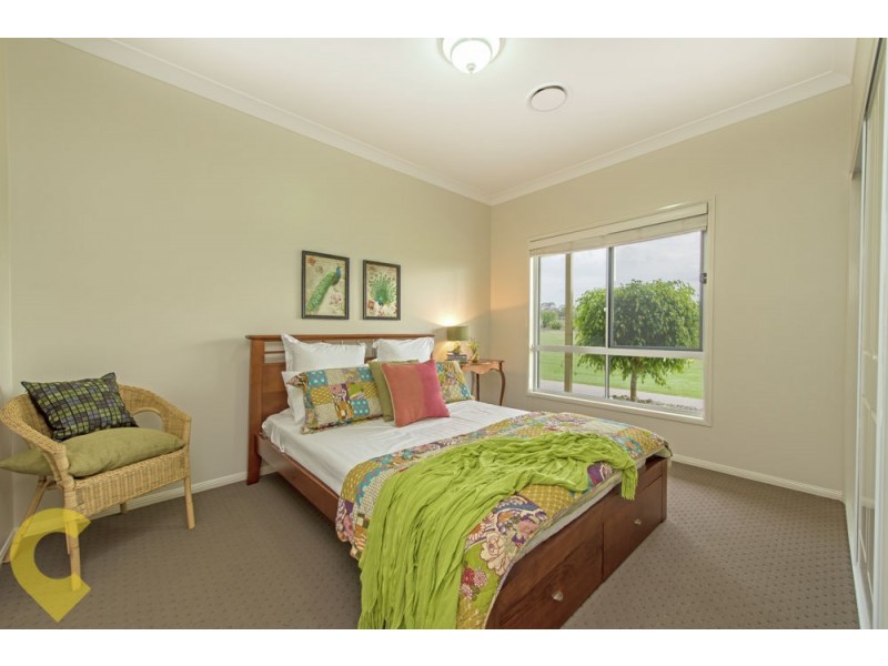 228 Meringandan Road, Kleinton QLD 4352