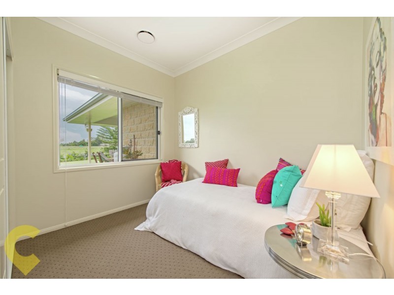 228 Meringandan Road, Kleinton QLD 4352