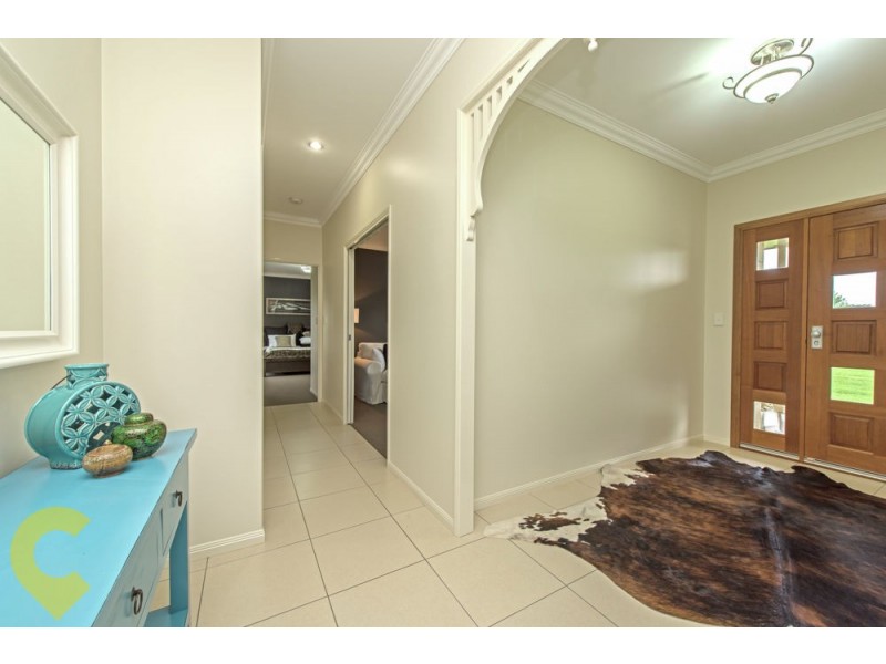 228 Meringandan Road, Kleinton QLD 4352