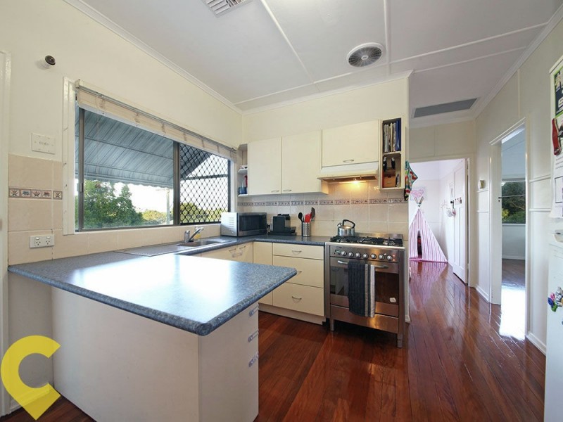 1 Ferguson Road, Wavell Heights QLD 4012