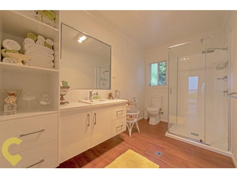 15 Kimdon Crescent, Highfields QLD 4352