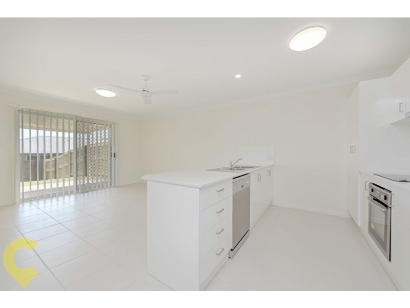 1/2 Breanna Street, Cotswold Hills QLD 4350