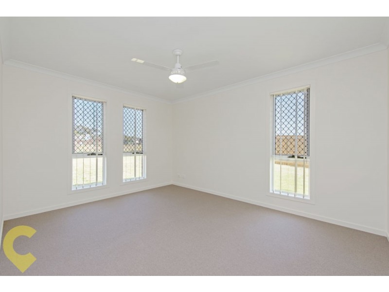 1/2 Breanna Street, Cotswold Hills QLD 4350