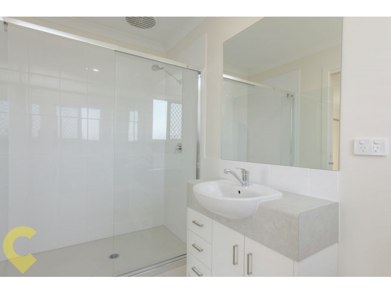 1/2 Breanna Street, Cotswold Hills QLD 4350
