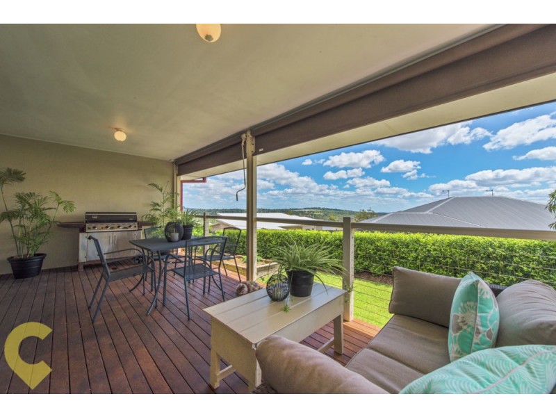 17 McShane Drive, Mount Kynoch QLD 4350