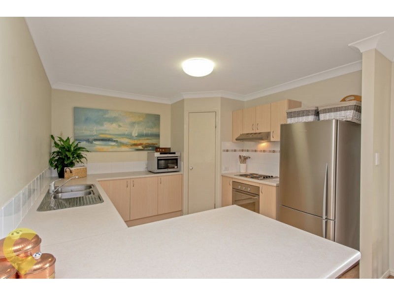 17 McShane Drive, Mount Kynoch QLD 4350