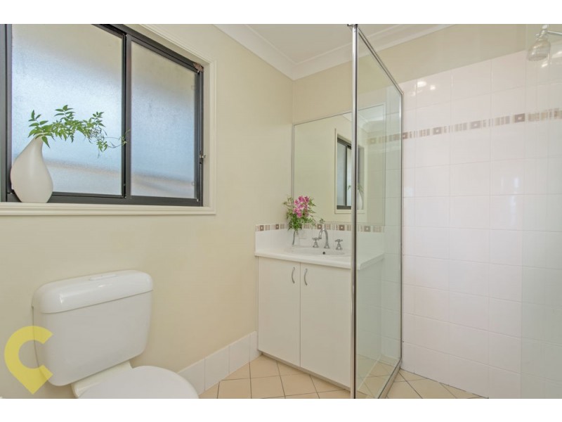 17 McShane Drive, Mount Kynoch QLD 4350