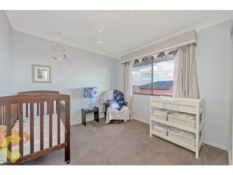 17 McShane Drive, Mount Kynoch QLD 4350