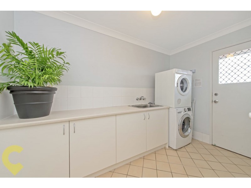 17 McShane Drive, Mount Kynoch QLD 4350