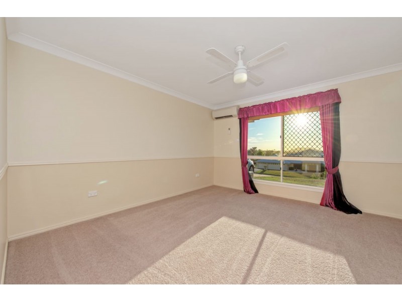 7 William Court, Cotswold Hills QLD 4350