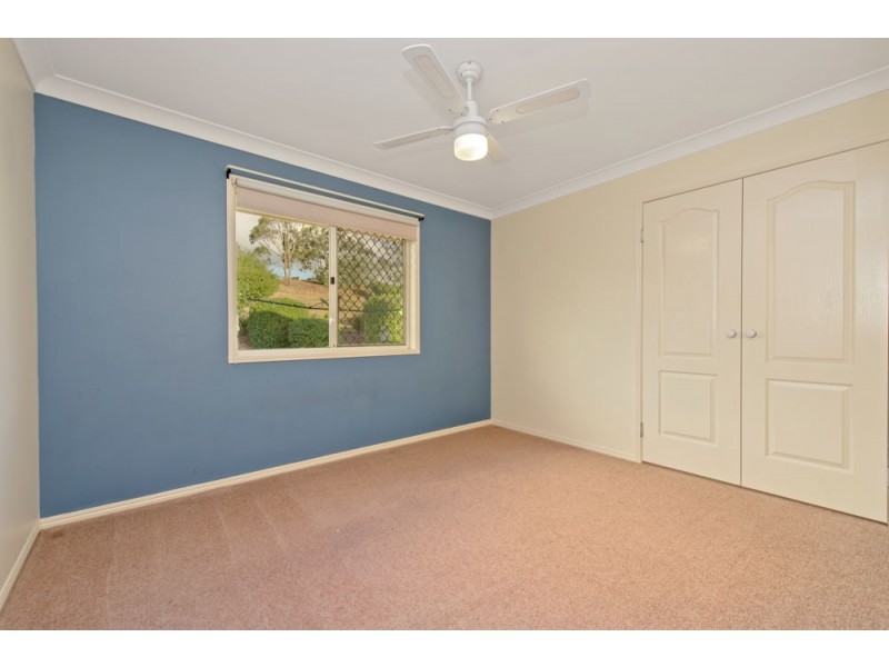 7 William Court, Cotswold Hills QLD 4350