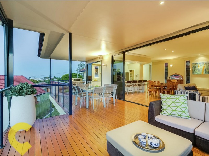 11 Buena Vista Avenue, Coorparoo QLD 4151