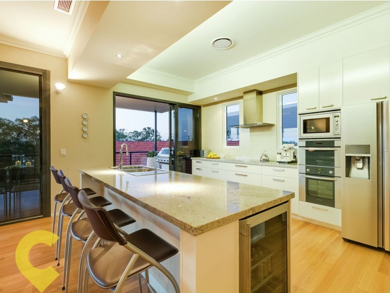 11 Buena Vista Avenue, Coorparoo QLD 4151