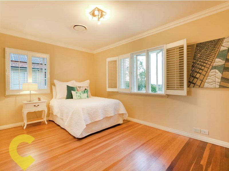 11 Buena Vista Avenue, Coorparoo QLD 4151