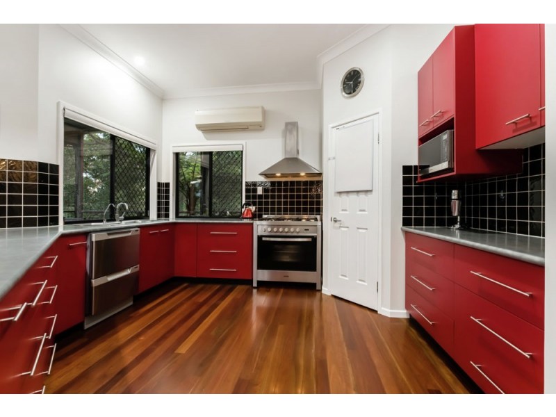 7 Eclipse Court, Highfields QLD 4352