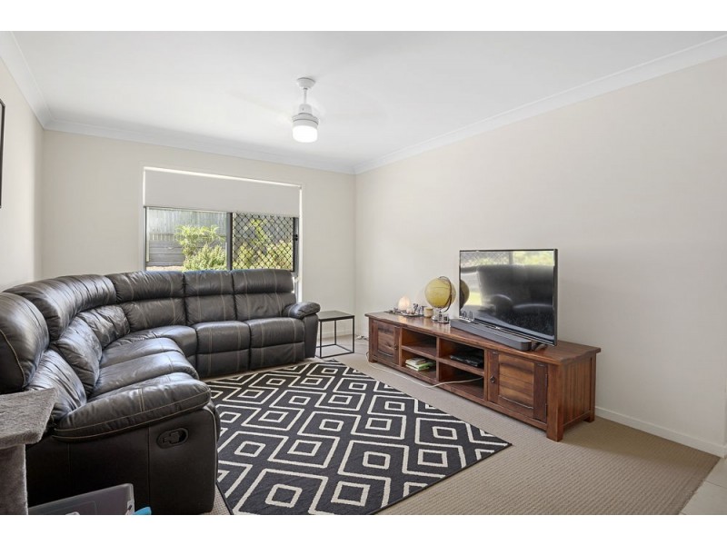 27 Edwin Street, Westbrook QLD 4350