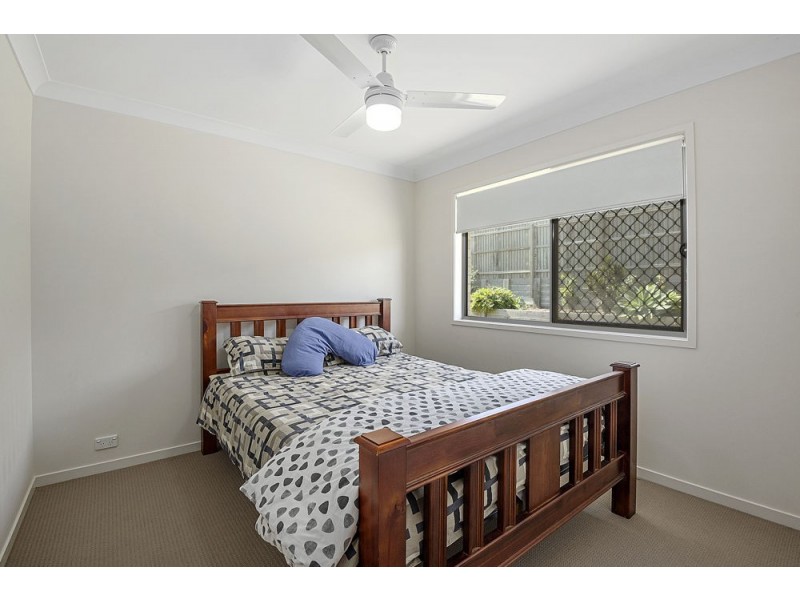 27 Edwin Street, Westbrook QLD 4350