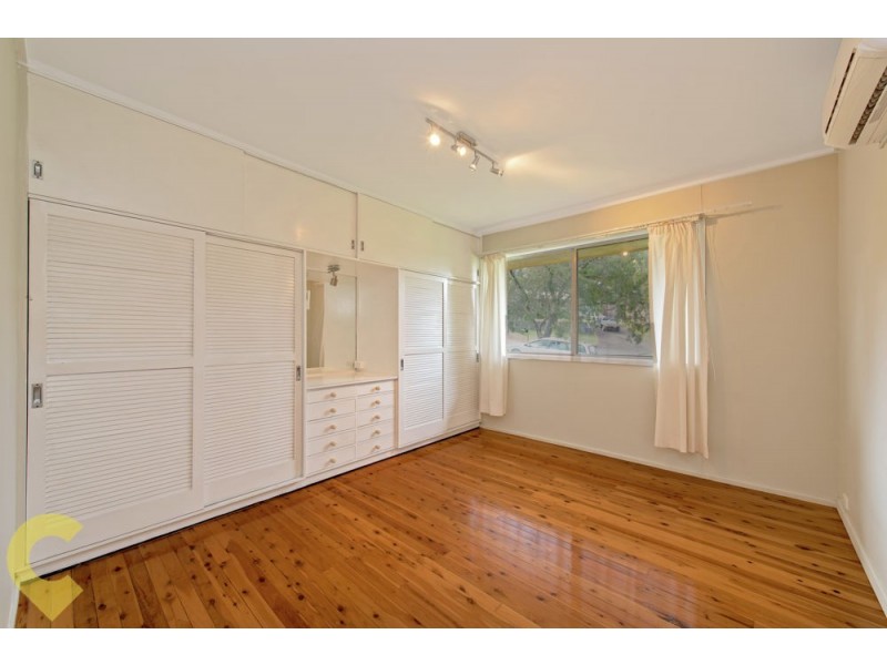 3 Beck Street, Mount Lofty QLD 4350