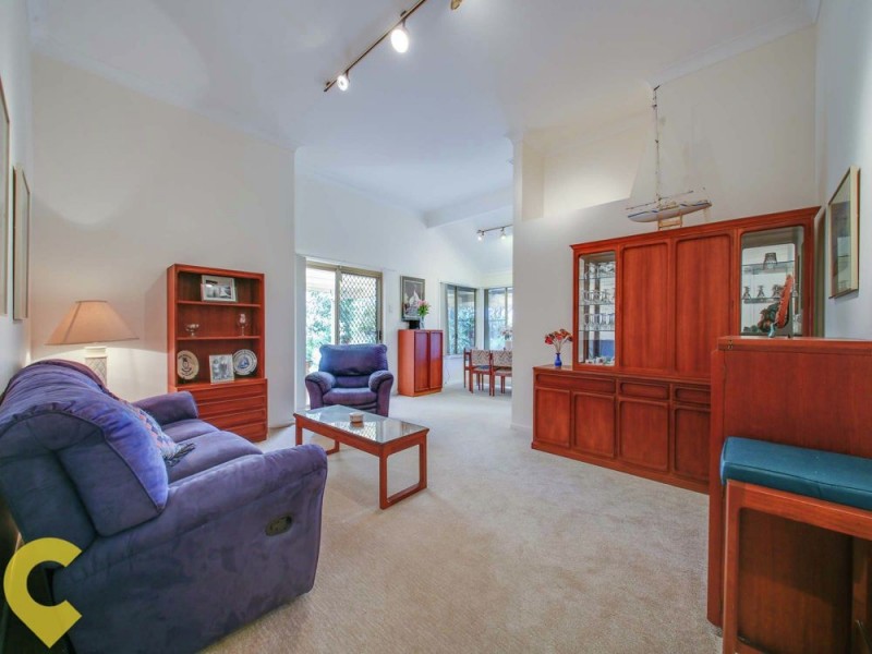 15 Salisbury Court, Clear Mountain QLD 4500