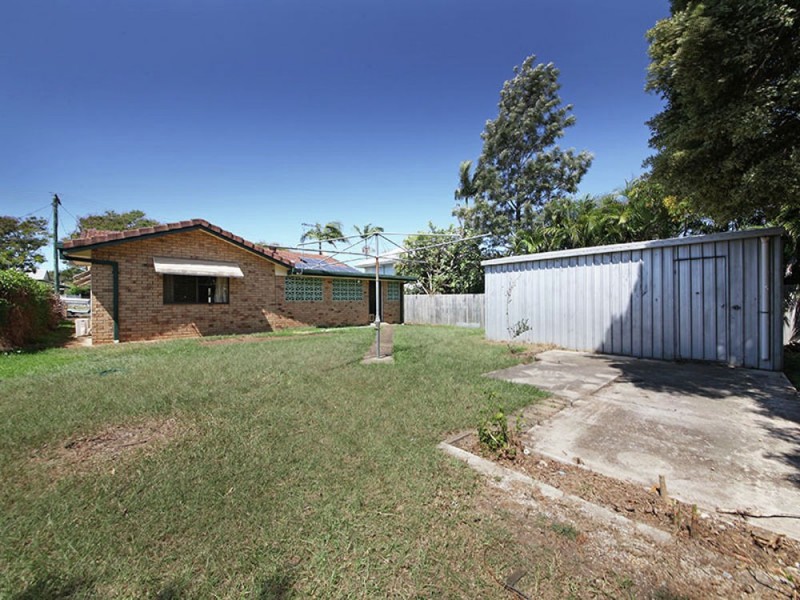 26 Watson Street, Clontarf QLD 4019