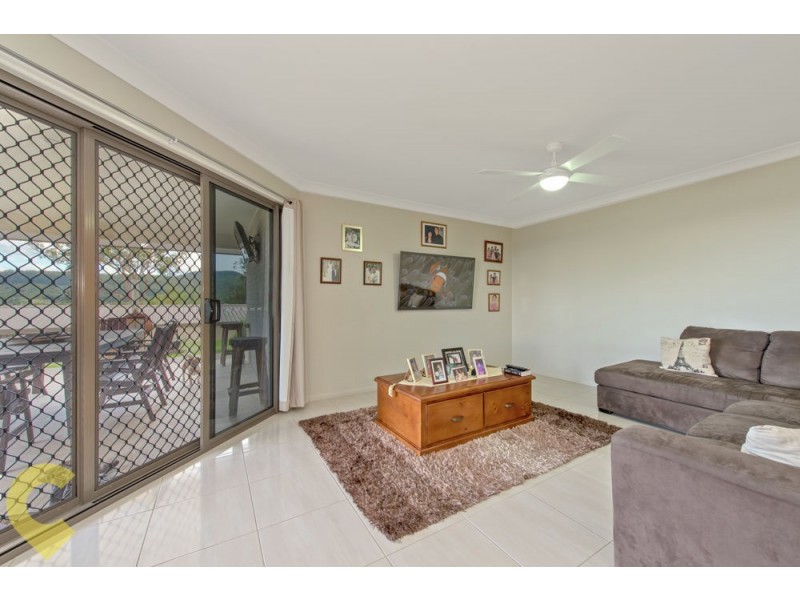 5 Pepperwood Place, Withcott QLD 4352