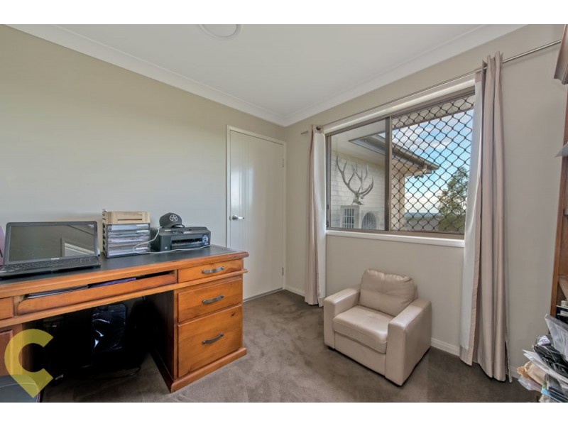 5 Pepperwood Place, Withcott QLD 4352