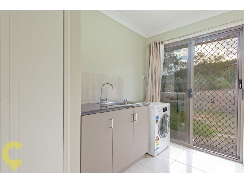 5 Pepperwood Place, Withcott QLD 4352