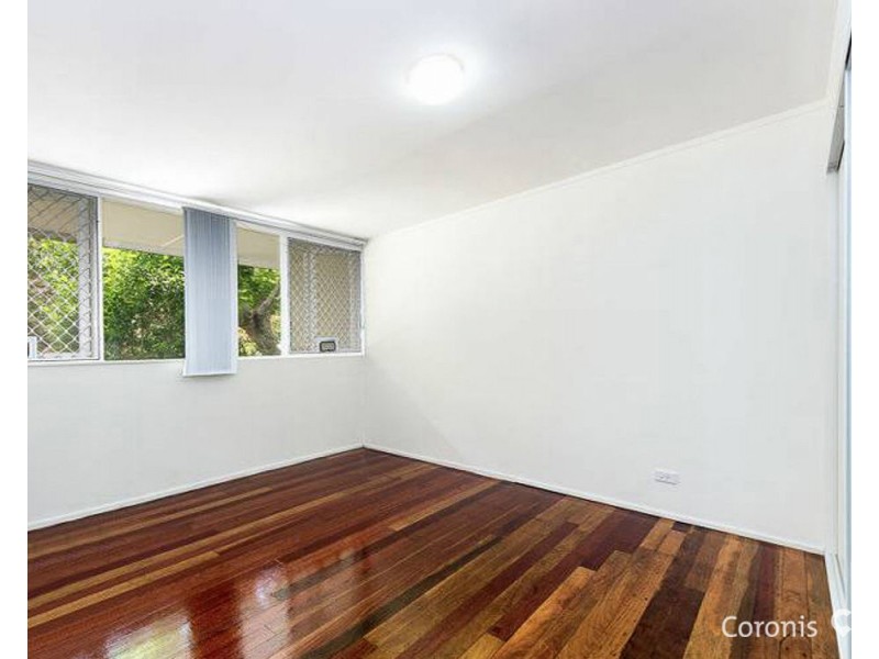 2/26 Caratel Street, Stafford Heights QLD 4053