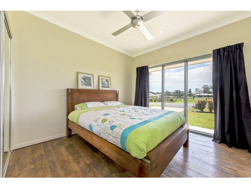 5 Somerset Crescent, Cawdor QLD 4352