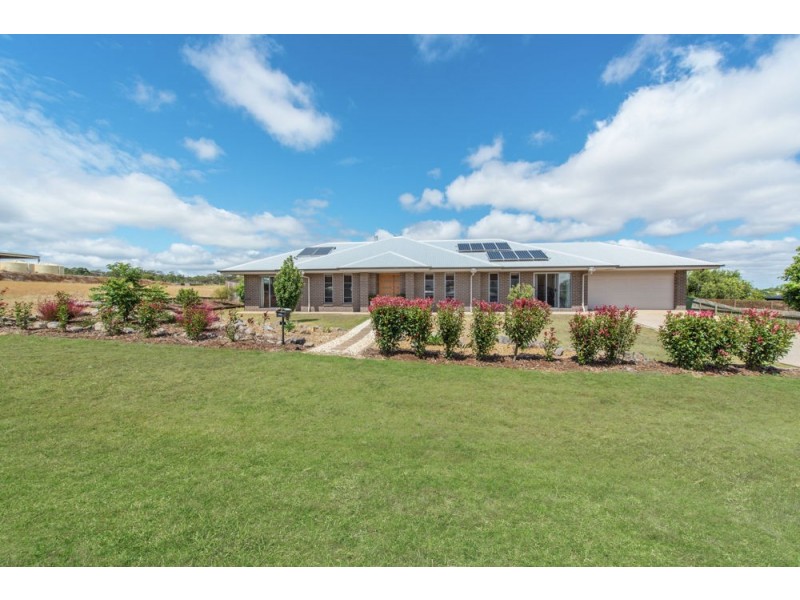 5 Somerset Crescent, Cawdor QLD 4352