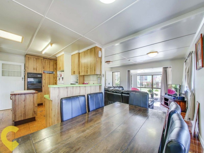 8 Sloane Street, Stafford Heights QLD 4053