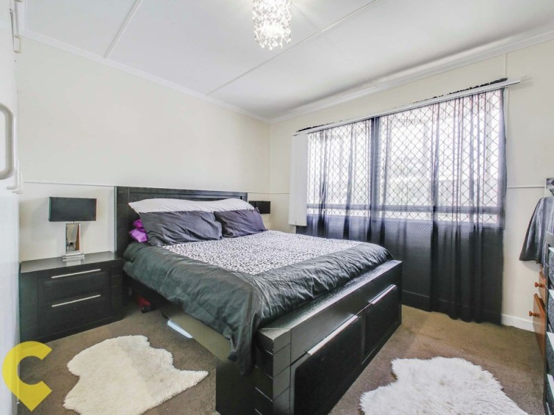 8 Sloane Street, Stafford Heights QLD 4053