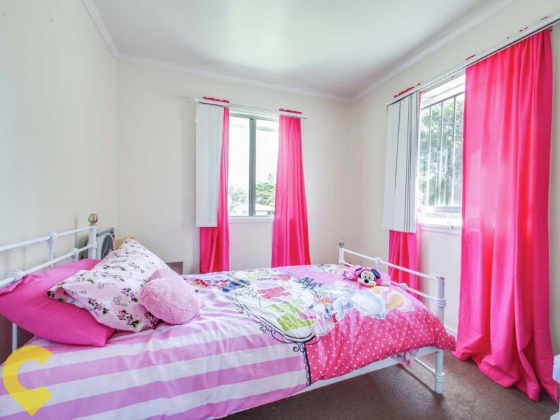 8 Sloane Street, Stafford Heights QLD 4053