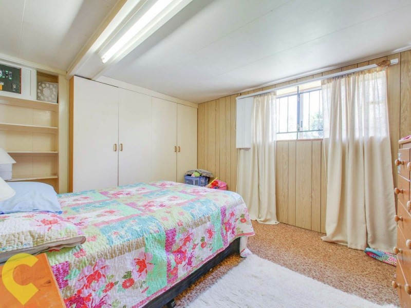 8 Sloane Street, Stafford Heights QLD 4053