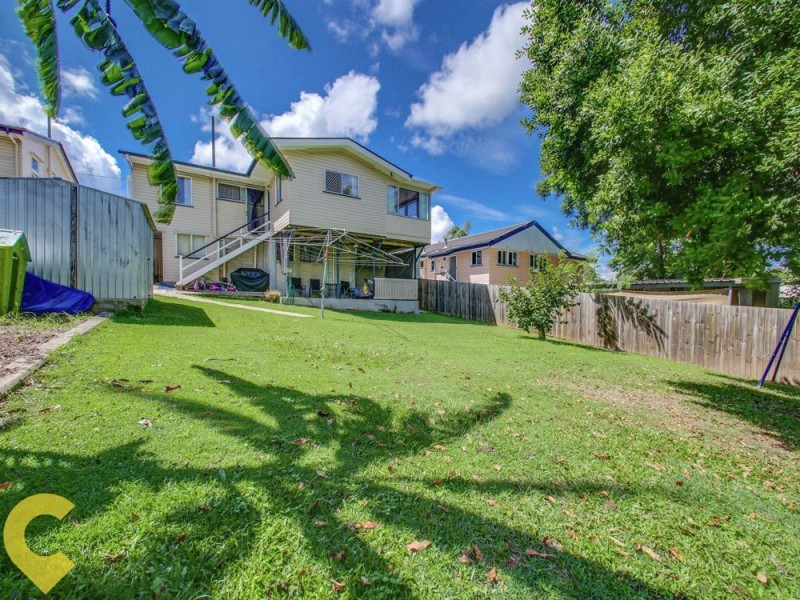 8 Sloane Street, Stafford Heights QLD 4053