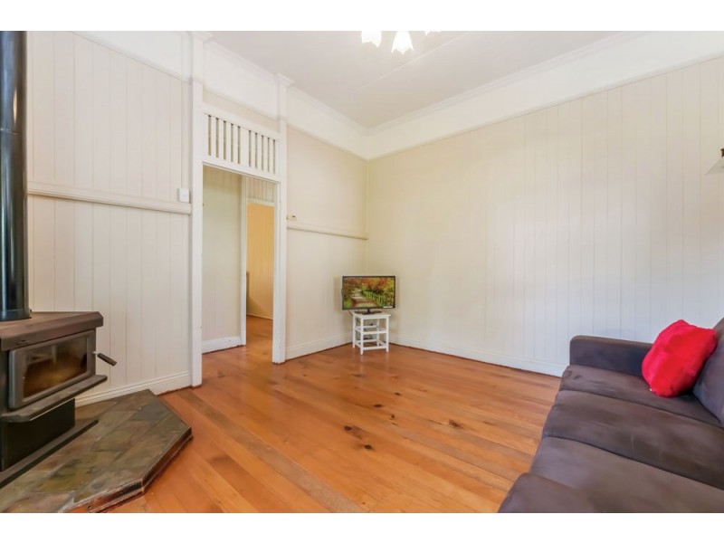 11 Atkinson Street, South Toowoomba QLD 4350