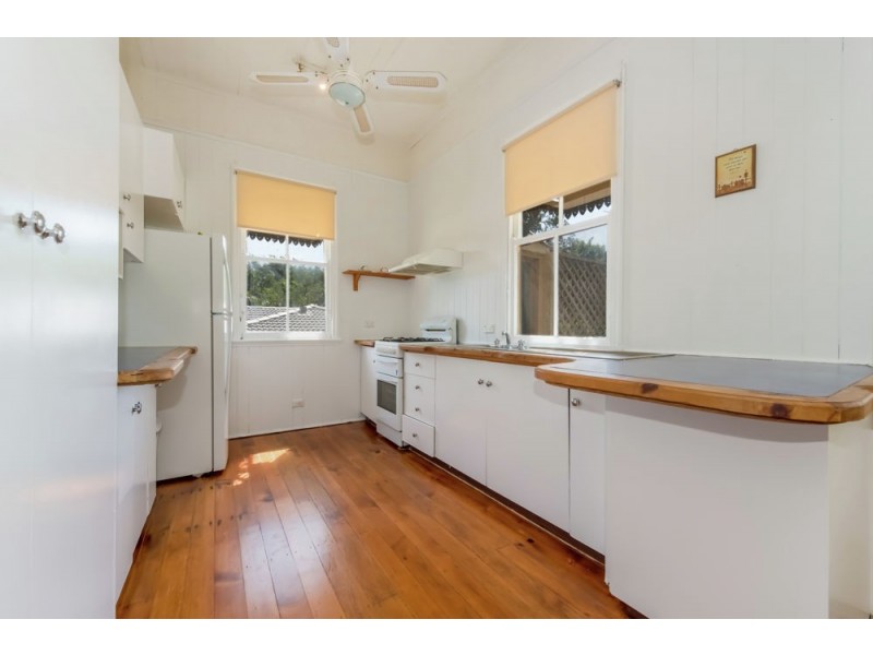 11 Atkinson Street, South Toowoomba QLD 4350