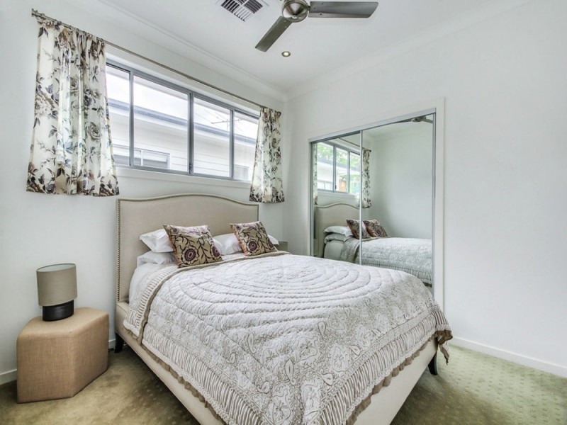 74 Crosby Road, Albion QLD 4010